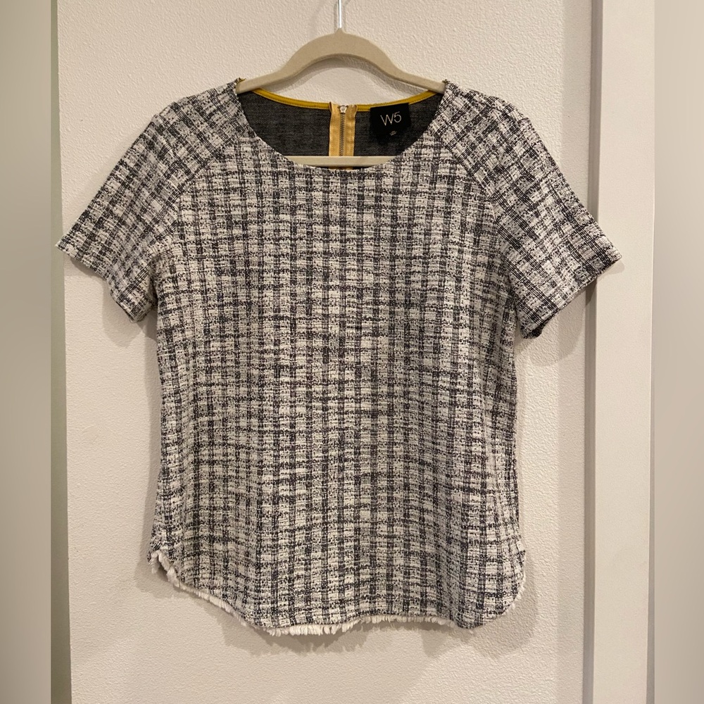 W5 Tweed Short Sleeve Gingham Zip Back Top Size M